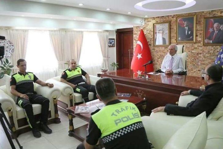 Başkan Kamil Saraçoğlu’ndan Fedakar Polislere Ödül G3