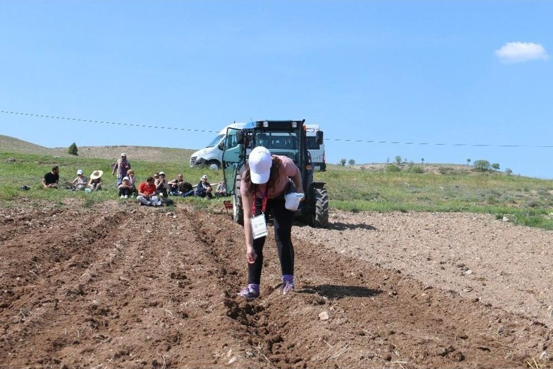 K&ouml;y Hayatını &Uuml;reterek Ve Yaşayarak &Ouml;ğrendiler