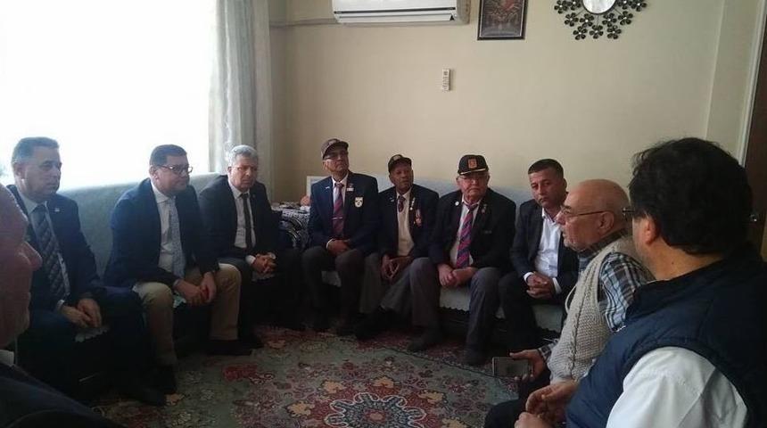 Yaralı Askerin Ailesine Ziyaret