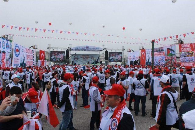 1 Mayıs Kutlamaları Kocaeli’de Coşkuyla Başladı