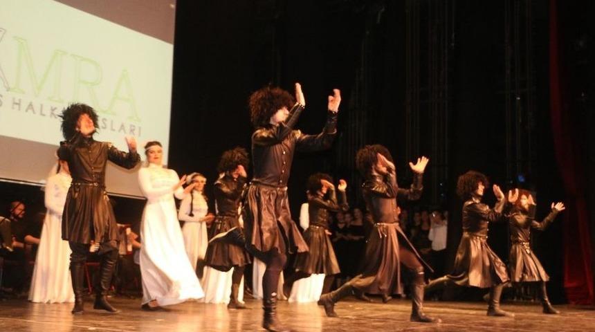 Kafkaslar Mehmet&ccedil;iğe Savaş Dansıyla Selam G&ouml;nderdi