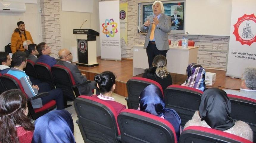 Yazar Ahmet Kara Ve Ali Gülmez Okul Öğrencileriyle Buluştu