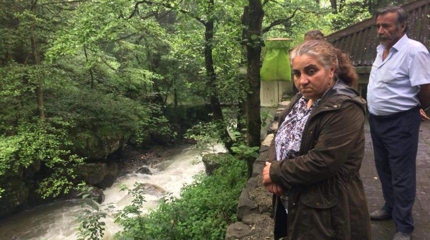 &Ouml;zt&uuml;rk Ailesinin Umutlu Bekleyişi S&uuml;r&uuml;yor