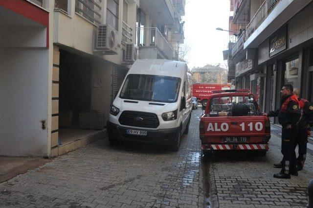 Apartmanın Bodrumunda Çıkan Yangın Korkuttu