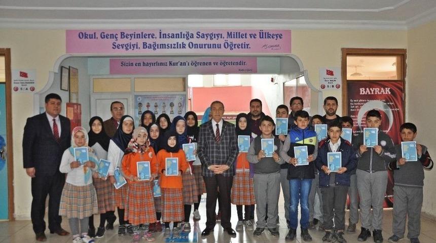 G&ouml;lbaşı Belediyesinden Okullara Kitap Desteği