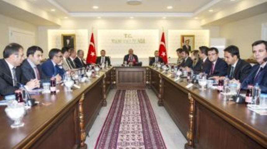 Van&rsquo;da &lsquo;se&ccedil;im G&uuml;venliği&rsquo; Toplantısı