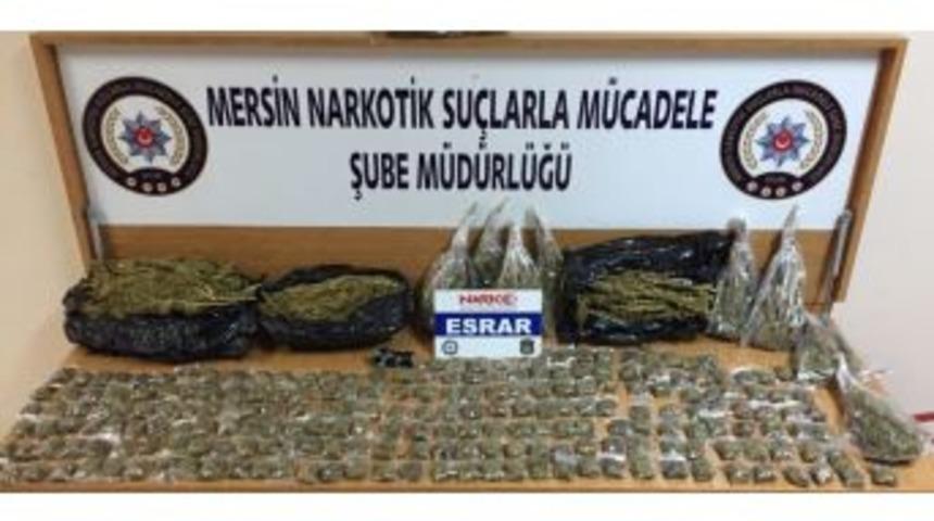 Satışa Hazır Esrarlar Polise Takıldı