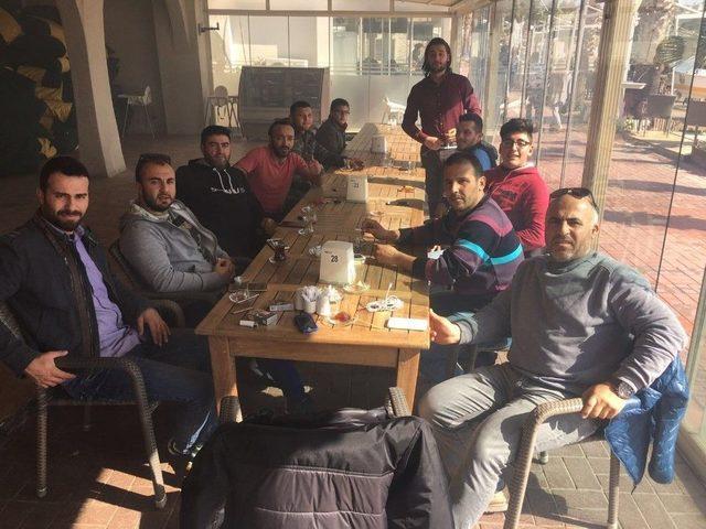 Modifiye Ara&ccedil; Tutkunları Bir Araya Geldi 1