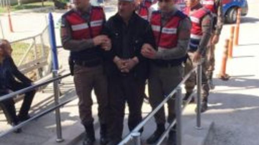 6 Ay &Ouml;nce Hapisten &Ccedil;ıkan Şahıs Yeğenlerini &Ouml;ld&uuml;rd&uuml;