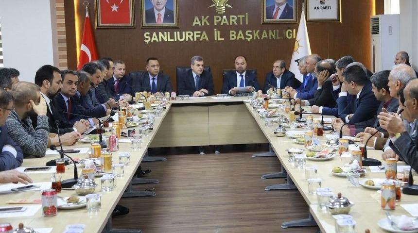 B&uuml;y&uuml;k Kongre &Ouml;ncesi Son Hazırlıklar Yapılıyor