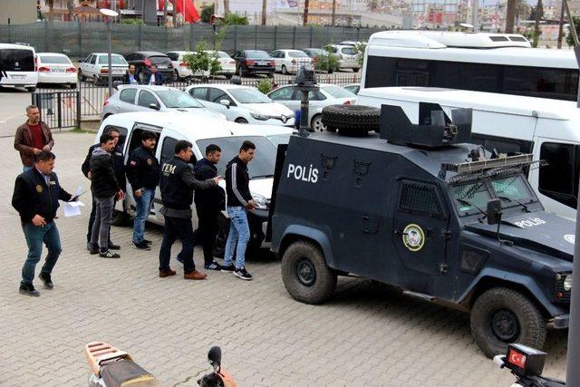 Hatay’da Sosyal Medyadan Terör Propagandasına 5 Tutuklama