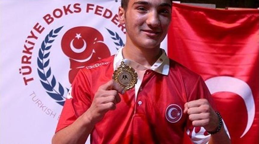 Gen&ccedil; Boks&ouml;rlerden Bir Altın, Bir G&uuml;m&uuml;ş