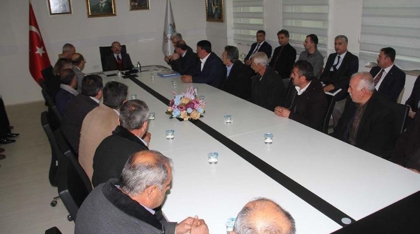 Vali Ustaoğlu: &ldquo;bu İhanet Şebekesine Hep Birlikte Dur Dememiz Lazım&rdquo;