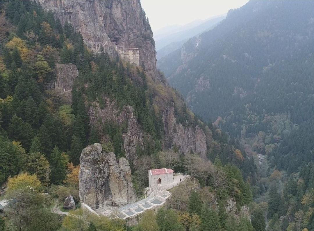 Aya Varvara Kilisesi&rsquo;ne Arap Turist İlgisi