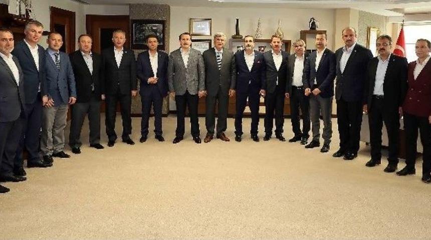 Başkan Karaosmanoğlu: &ldquo;&ccedil;alışan Ve &Uuml;reten Herkesle Gurur Duyuyoruz&rdquo;