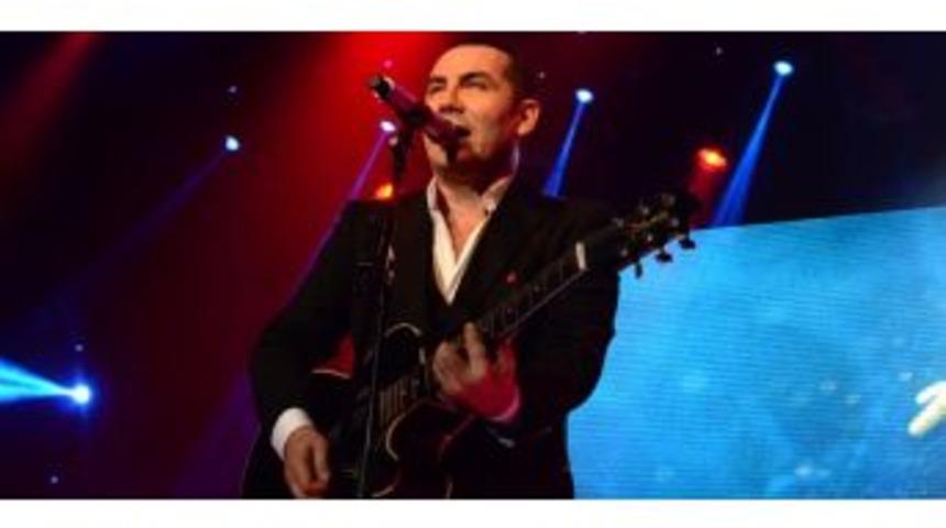 İzmit&rsquo;in Kurtuluşuna Ferhat G&ouml;&ccedil;er&rsquo;li Kutlama