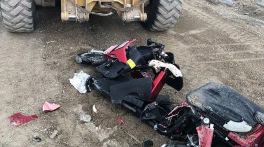 Torunlarını Görmeye Giderken İş Makinesinin Altında Kaldı