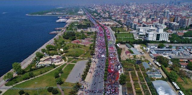 Maltepe Miting Alanına Yürüyen Kalabalık Havadan Görüntülendi