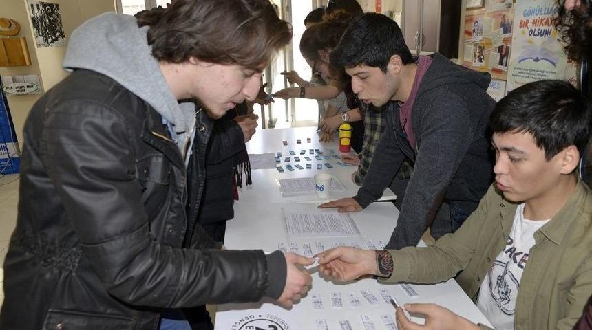 Tepebaşı Gen&ccedil;lik Merkezleri&rsquo;ne 32 Farklı Kurs İ&ccedil;in Yoğun İlgi