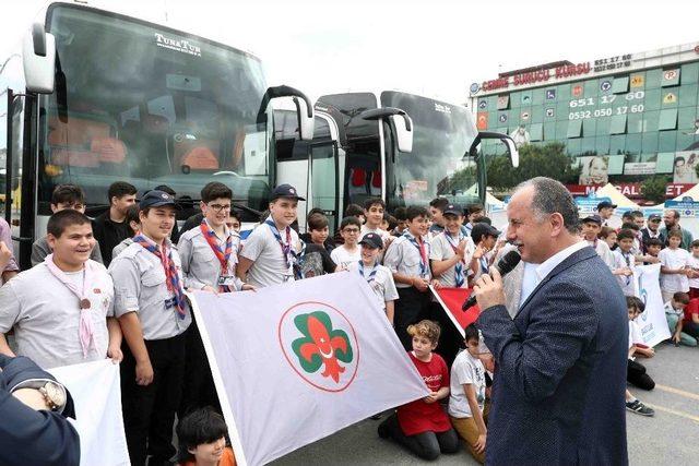 Bağcılarlı İzciler Bolu Aladağ’daki Kamp Yerine Uğurlandı