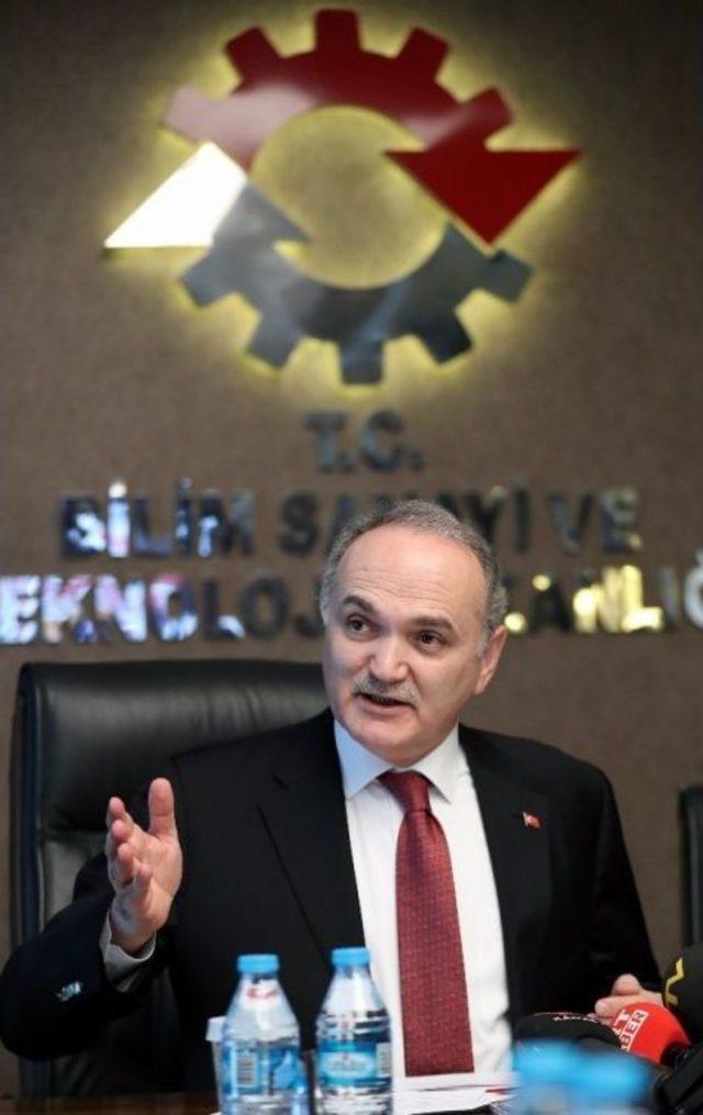 Bakan &Ouml;zl&uuml;, Aziz Sancar Bursunu Kazanan Nazlı Değer&rsquo;i Kabul Etti 2