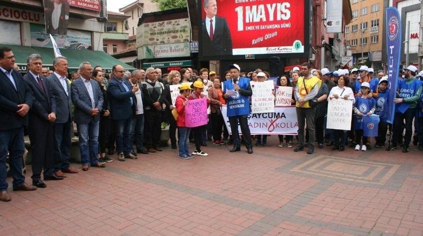 1 Mayıs İş&ccedil;i Bayramı &Ccedil;aycuma&rsquo;da Halaylar &Ccedil;ekilerek Kutlandı