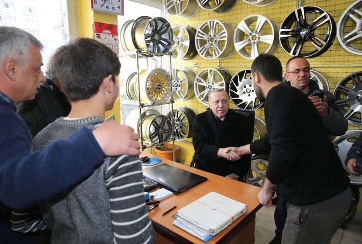 Cumhurbaşkanı Erdoğan’dan Esnafa Çat Kapı Ziyaret G2