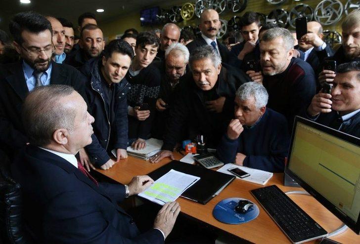 Cumhurbaşkanı Erdoğan’dan Esnafa Çat Kapı Ziyaret G4