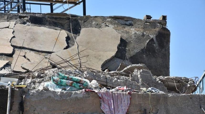 Cizre&rsquo;de Patlamanın Şiddeti G&uuml;n Ağarınca Ortaya &Ccedil;ıktı