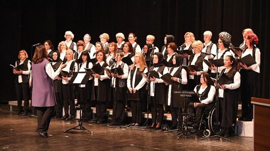 Hanım Lokallerinden Muhteşem Konser