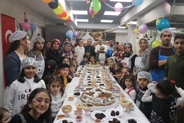 Çölyaklı Çocuklara, Glütensiz Pasta Sürprizi G4