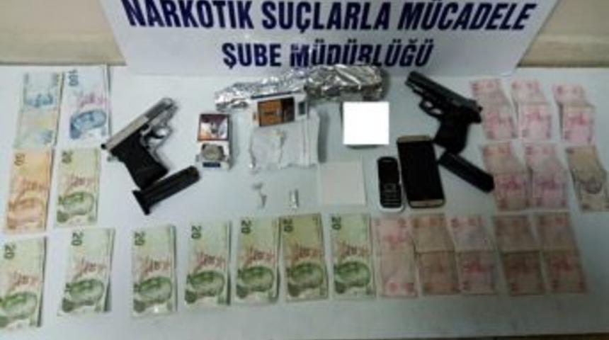 Batman&rsquo;da 11,69 Gram Eroin Ele Ge&ccedil;irildi