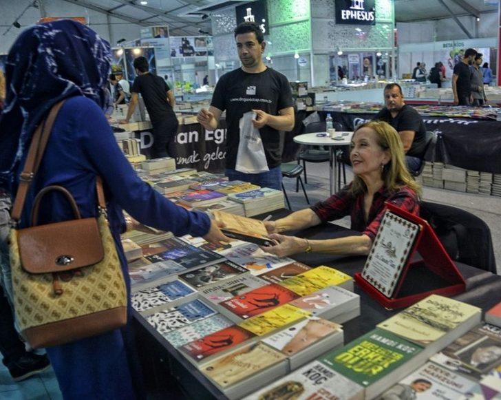 7. Malatya Kitap Fuarı Yazarları Ağırlamaya Devam Ediyor G5