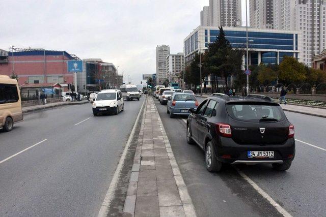 Esenyurt ’ta Yol Düzenlemesi İle Trafik Rahatladı