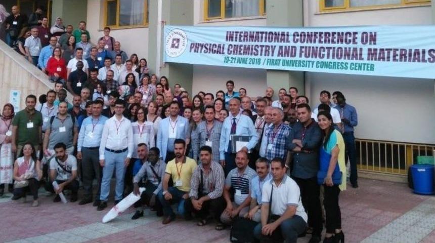 Be&uuml; Akademisyeni En İyi Poster Sunumu &Ouml;d&uuml;l&uuml;ne Layık G&ouml;r&uuml;ld&uuml;