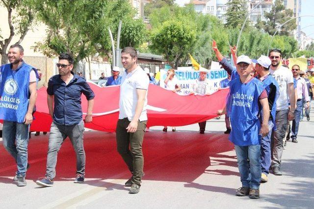 Karaman’da 1 Mayıs Emek Ve Dayanışma Günü Kutlandı