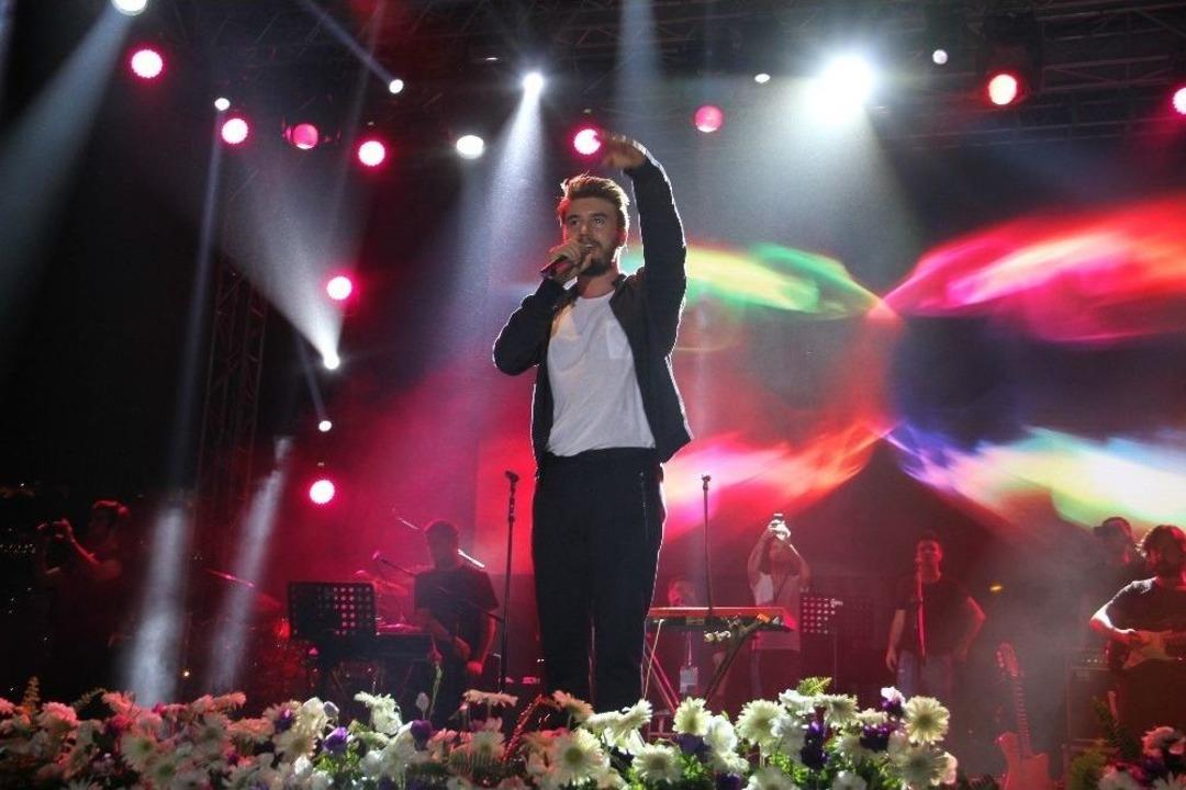 Alanya&rsquo;da Ceceli Ve Man&ccedil;o R&uuml;zgarı