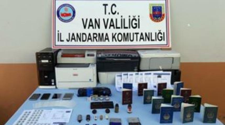 Van&rsquo;da 1,5 Milyonluk Vurgun Yapan &Ccedil;ete &Ccedil;&ouml;kertildi
