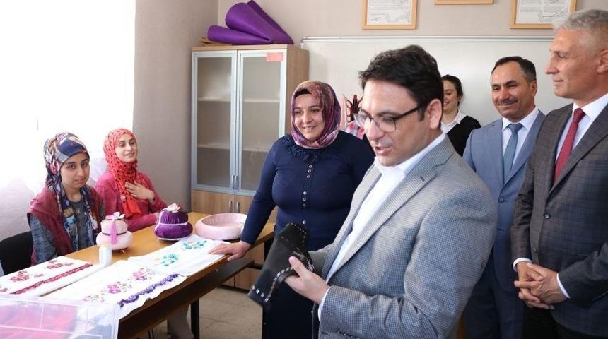 Mutki&rsquo;de Okuma Yazma Seferberliği