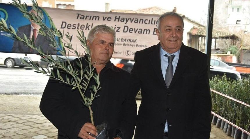 Şark&ouml;y&rsquo;de 22 Bin Meyve Fidanı Dağıtıldı