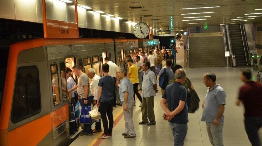 Adana Cumhurbaşkanı Erdoğan&rsquo;dan Metro Jesti Bekliyor