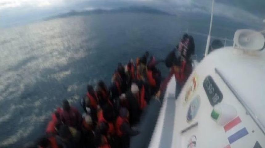 Ege Denizi&rsquo;nde 43 Ka&ccedil;ak G&ouml;&ccedil;men Yakalandı