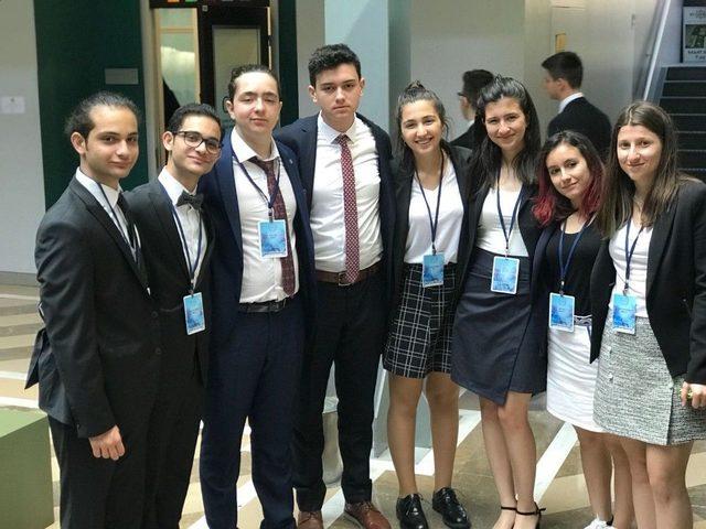 Değişim Koleji ‘has-mun2018’de Aydın’ı Temsil Etti