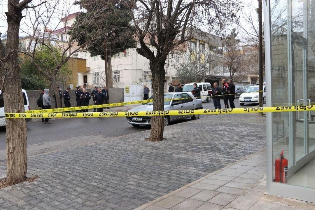 Alacak-verecek Kavgası Kanlı Bitti