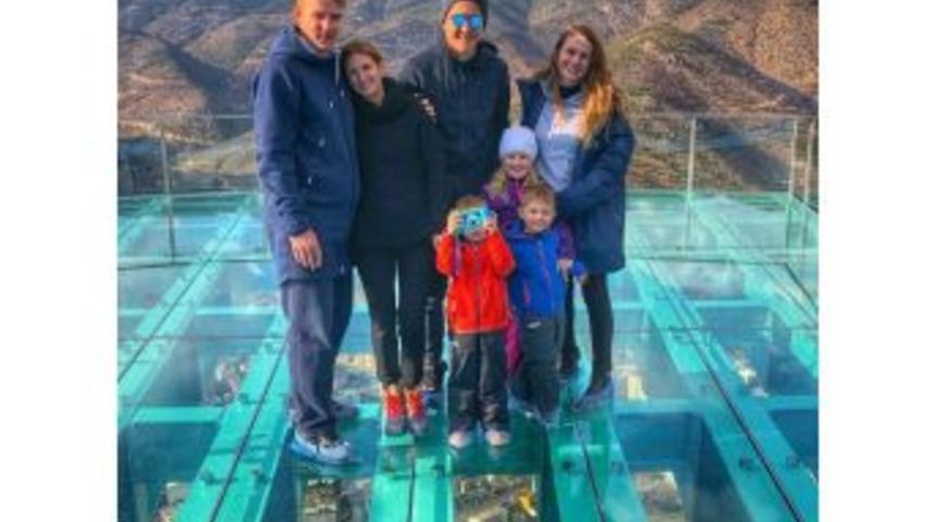 Trabzonspor&rsquo;lu Futbolcular Cam Seyir Terasında