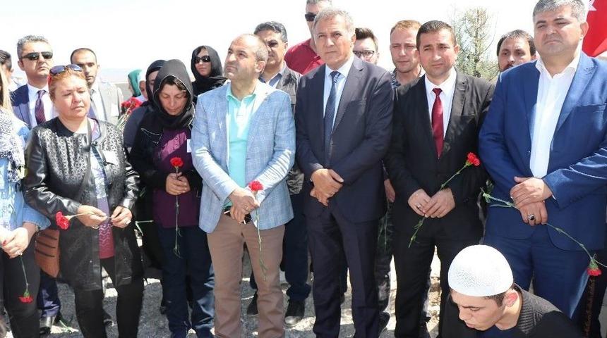 T&uuml;m-iş&rsquo;ten Duygusal &lsquo;1 Mayıs&rsquo; Ziyareti