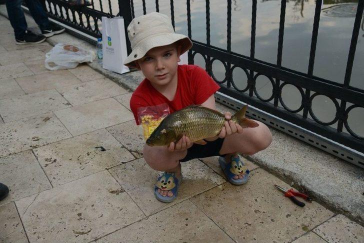 Balıkları Yakala, Sev, Bırak G2