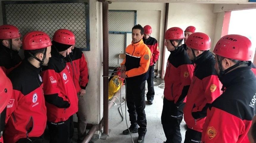 Kocaeli İtfaiyesi, Arama Kurtarma Eğitiminde