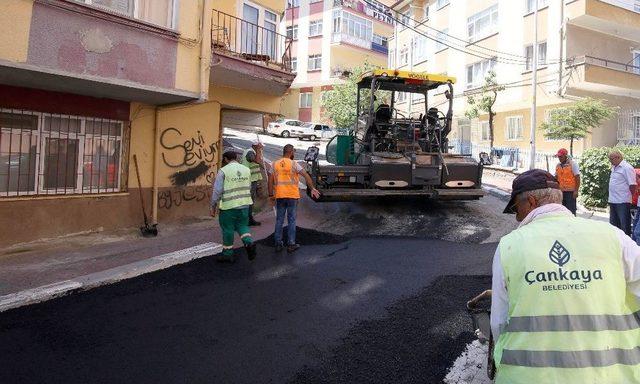 Çankaya’dan Cebeci’ye Acil Asfalt Ekibi