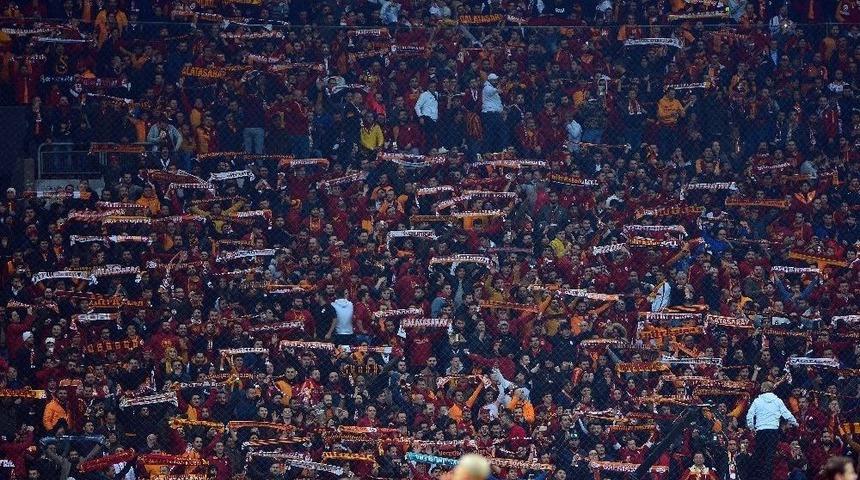 T&uuml;rk Telekom Stadyumu&rsquo;ndaki Seyirci Sayısı 33 Bin 962